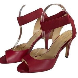 Adrienne Vittadini Guidry Red Sandals/Pumps Size 9M NWOB